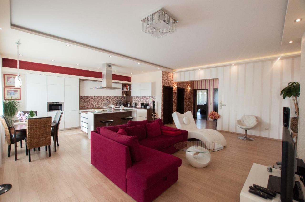 Prestige Apartment Komarno Exterior photo